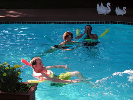 Click to display next picture