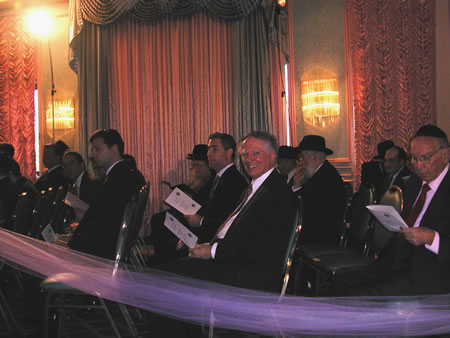 Click to display next picture