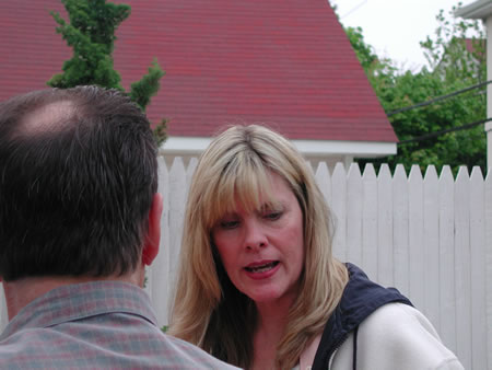 Click to display next picture