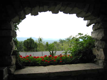 Click to display next picture