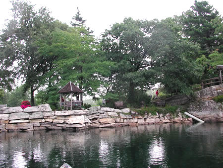 Click to display next picture