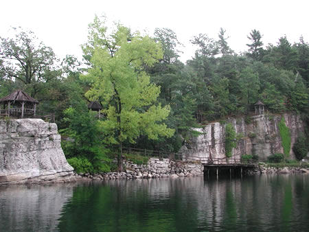 Click to display next picture