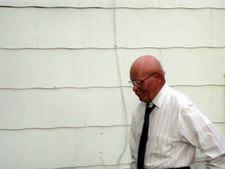 Click to display next picture